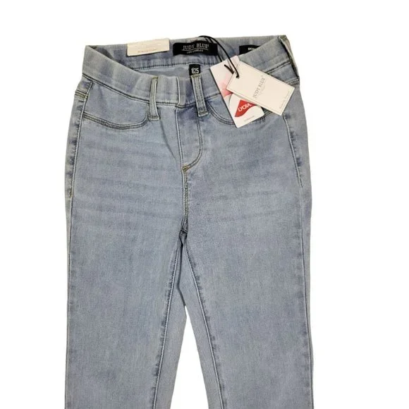 Judy Blue Light Wash Mid Rise Pull On Skinny Fit Jegging Jeans, size 25, NWT - Picture 3 of 5